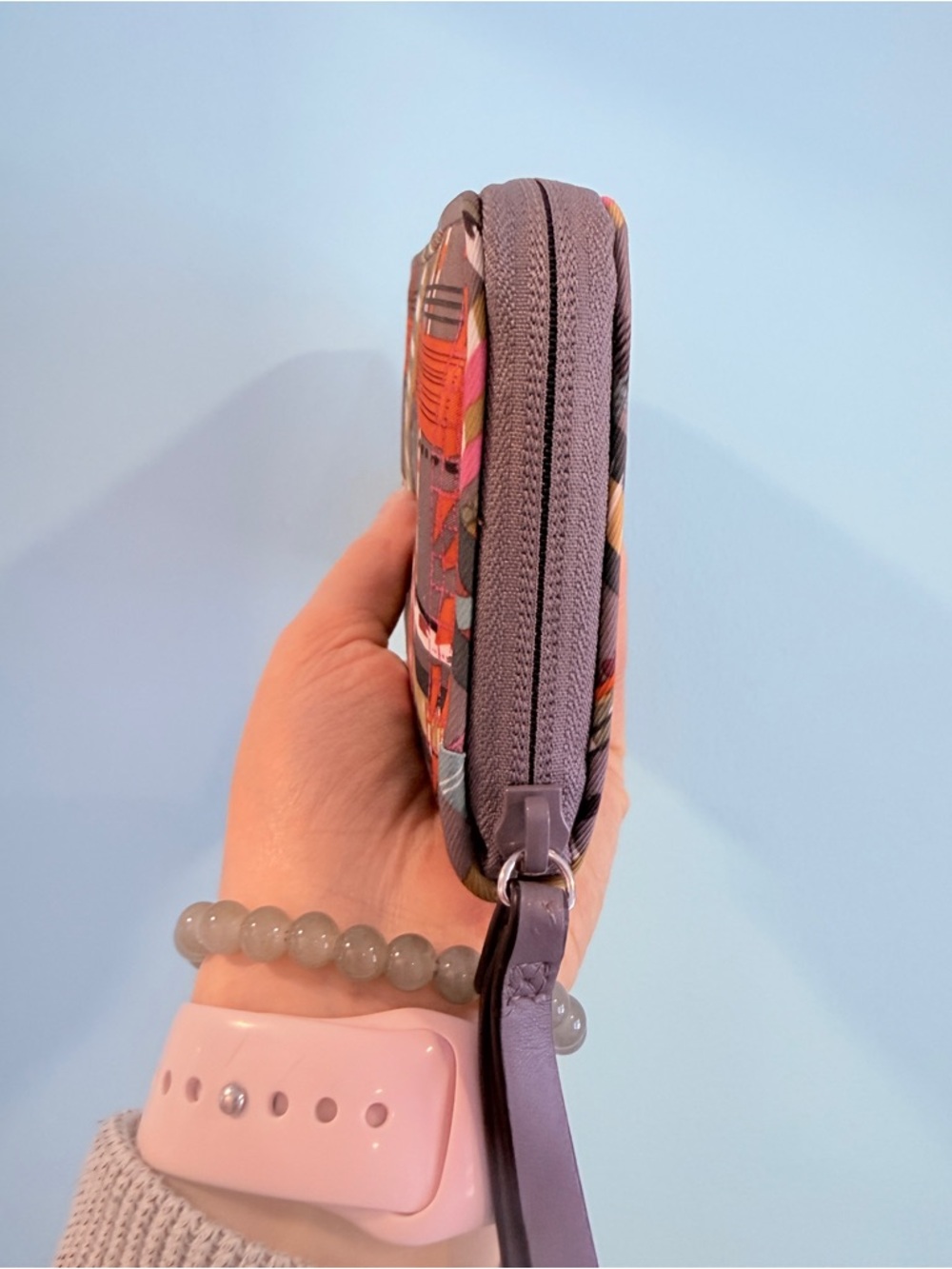 Vera Bradley Gray Multicolor Plaid Zip Wallet with RFID Wristlet NWT - Picture 4 of 10